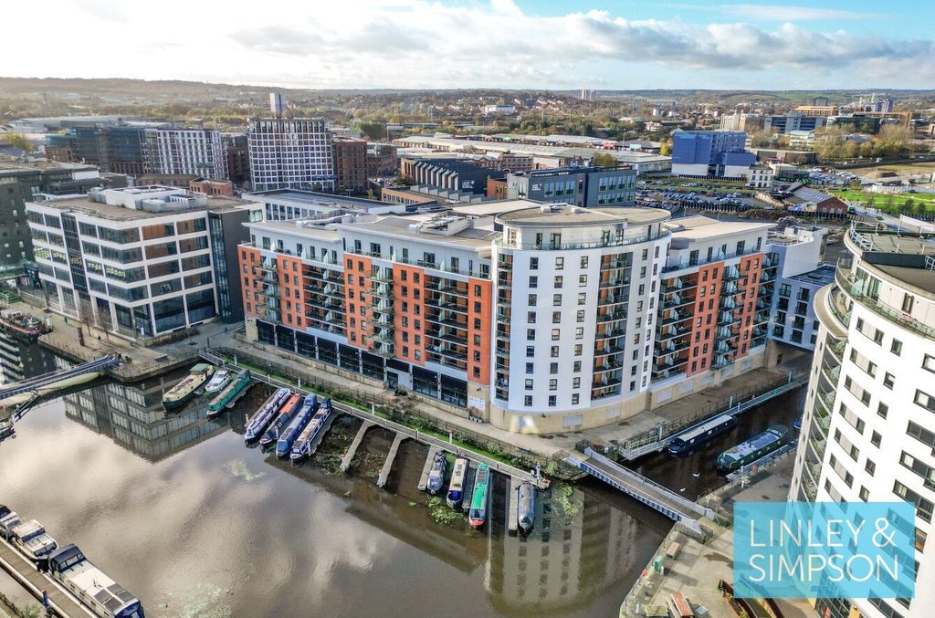 Property photo 3 of 12 Picture No. 14