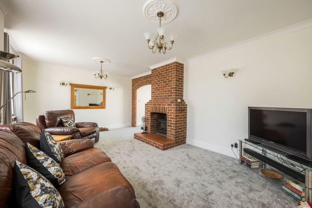 Property photo 3 of 56