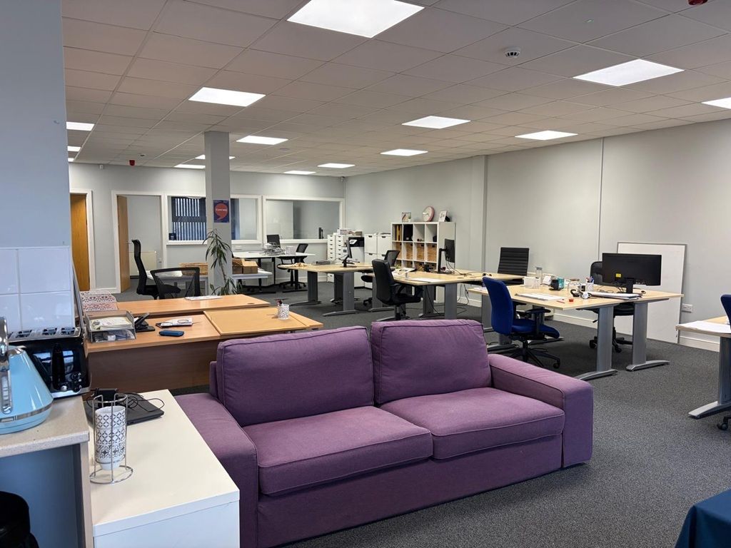 Property photo 2 of 6