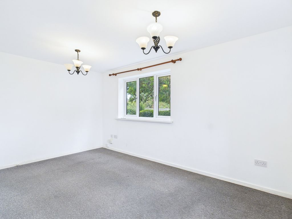 Property photo 2 of 7 Cam01909G0-Pr0393-Still010