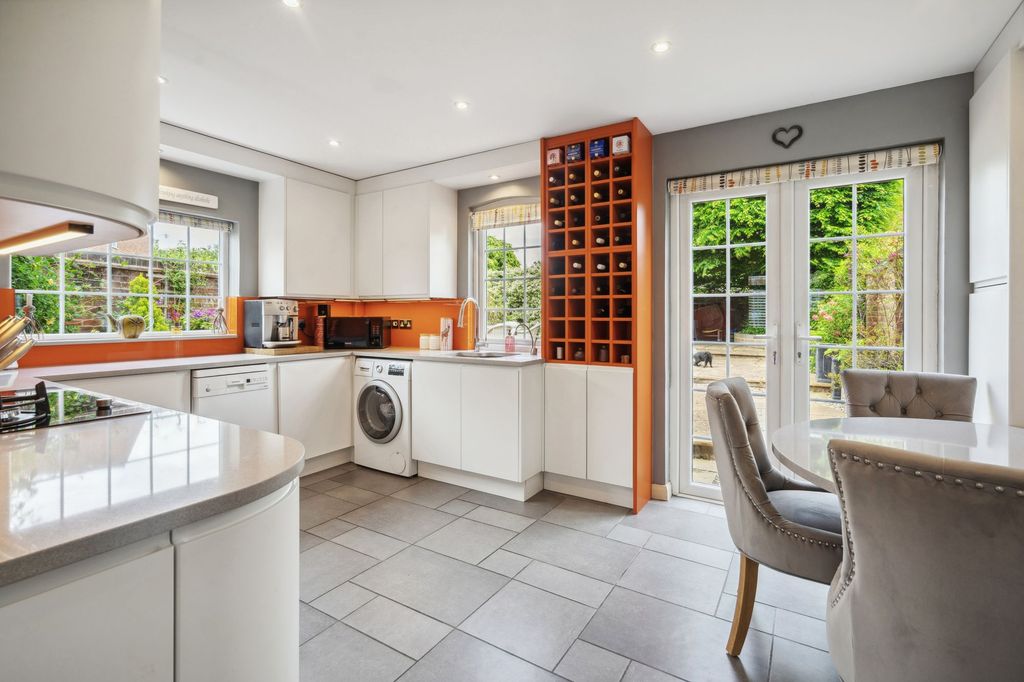Property photo 3 of 13 Kitchen