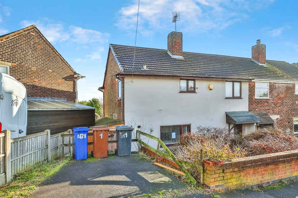 Property photo 2 of 7