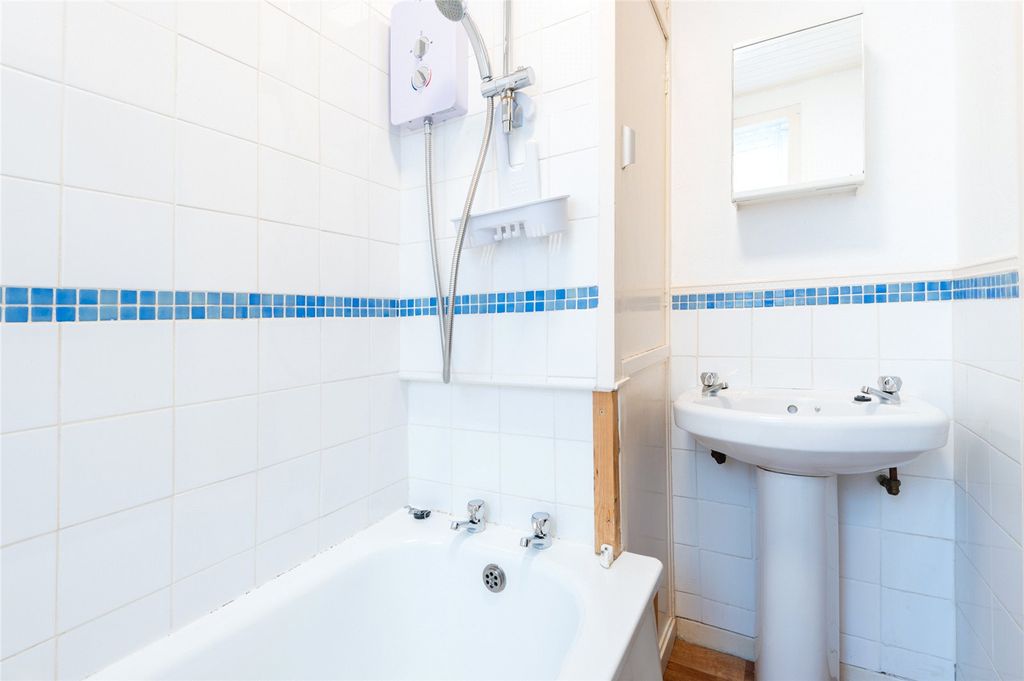 Additional image 18 of 2 bed flat for saleGladstone Street, Leven, Fife KY8