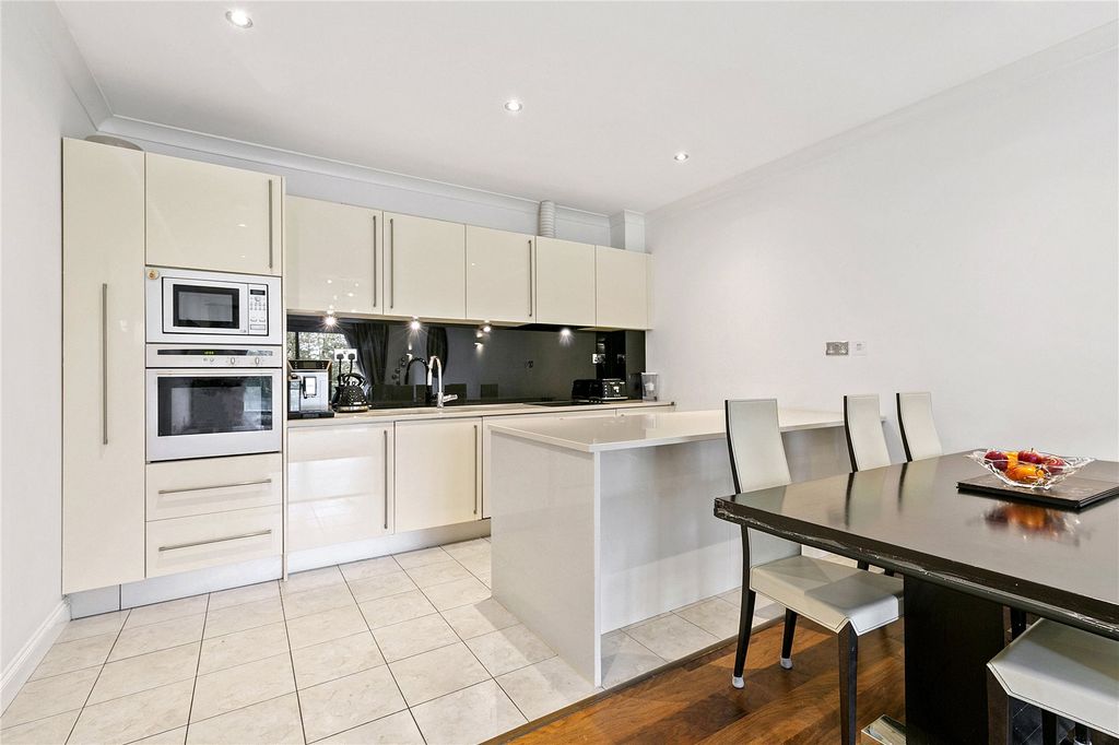 Property photo 3 of 12 Picture No. 03