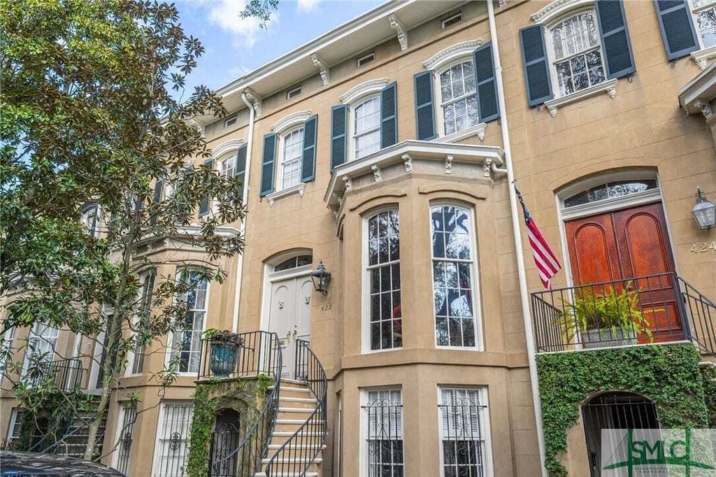 Property photo 1 of 31