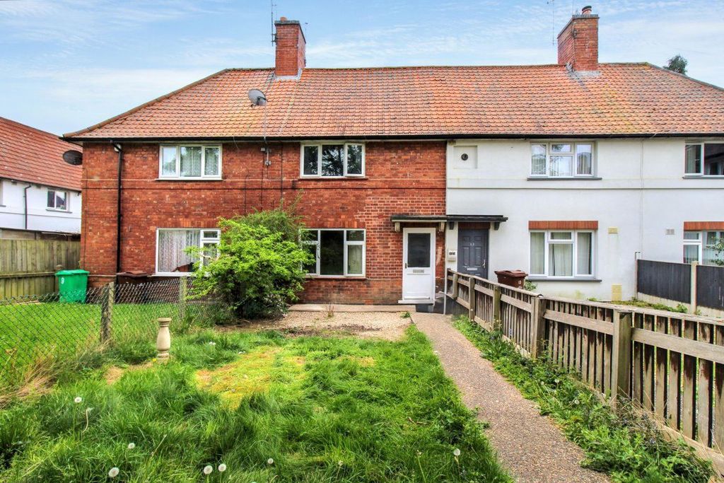 Property photo 1 of 16