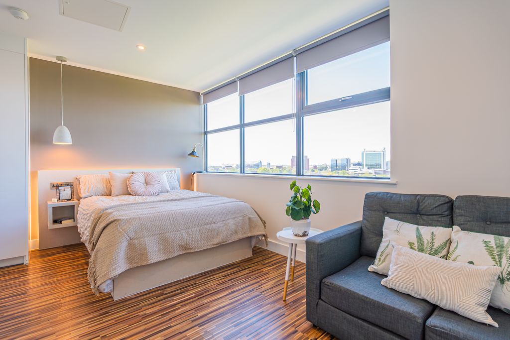 Property photo 3 of 15