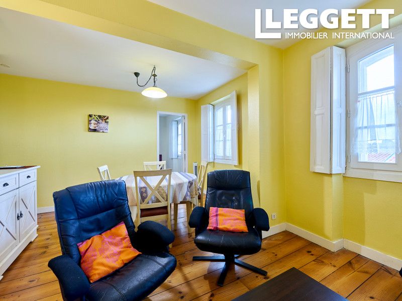 Property photo 3 of 10