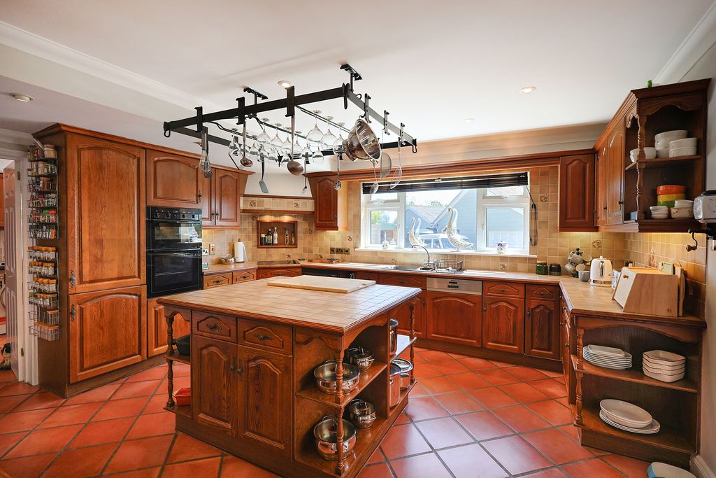 Property photo 2 of 29 Photo 1