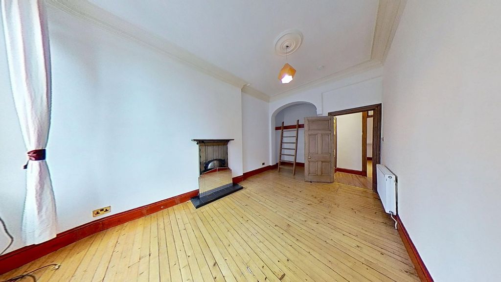 Property photo 2 of 10 Picture No. 05
