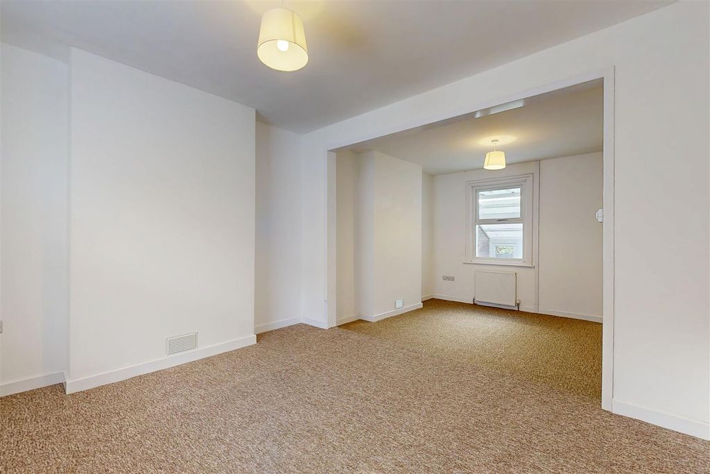 Property photo 3 of 11 01162026_163531.Jpg