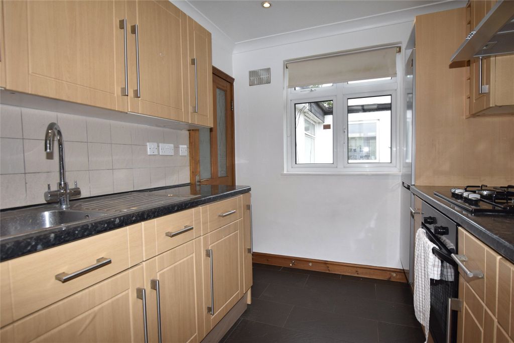 Property photo 1 of 10 Picture No. 03