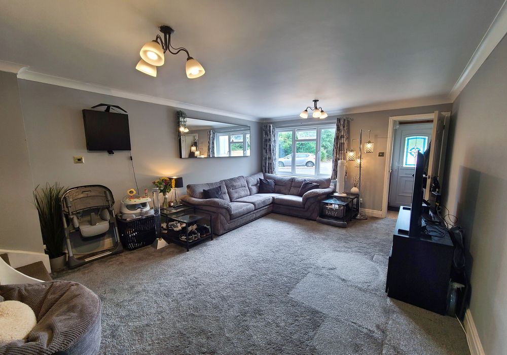 Property photo 3 of 14