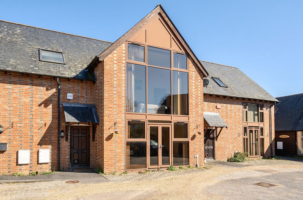 Property photo 1 of 16 1425757-7-69Bab42...