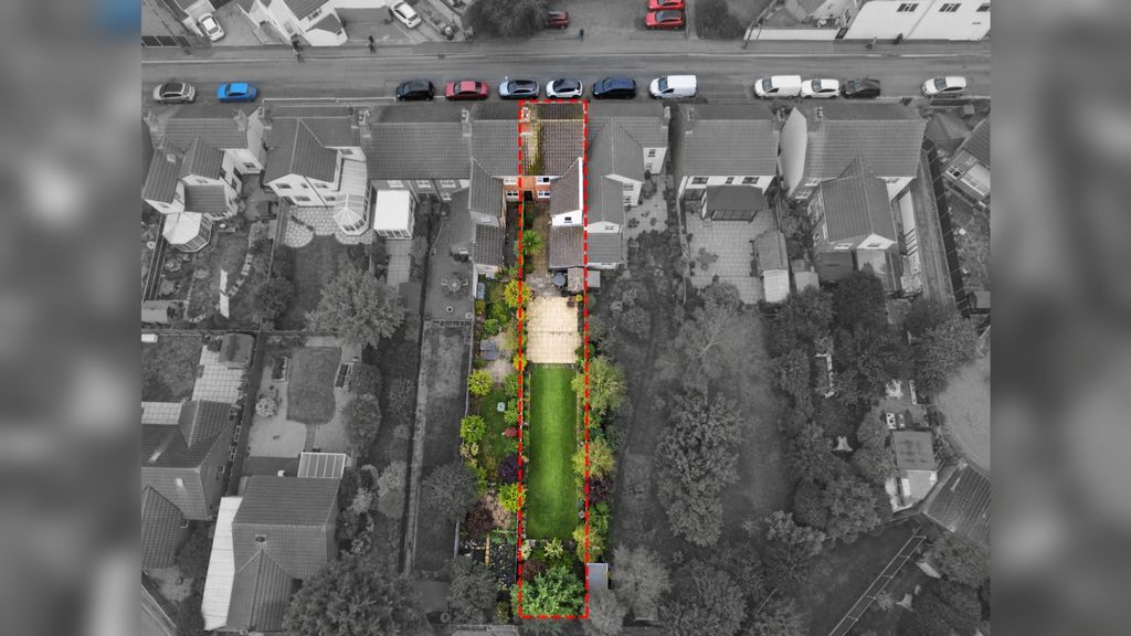 Property photo 2 of 20 Rightmove_Aerial_Wide_Full_Garden