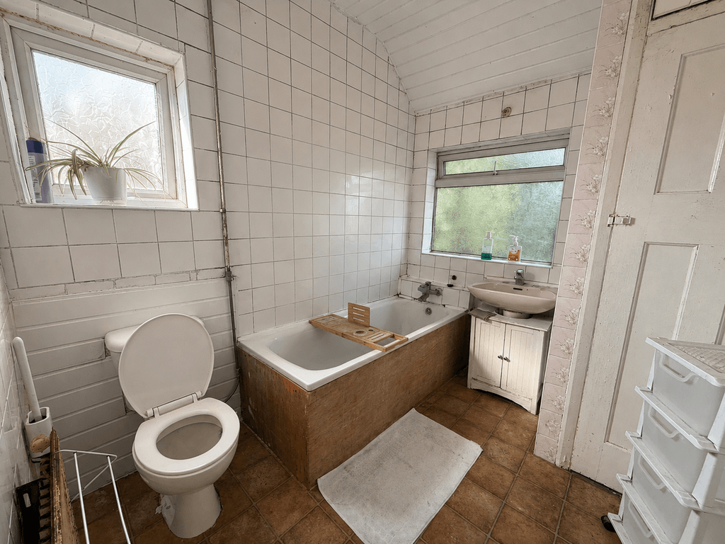 Property photo 3 of 10 Acd5A2d8-1d18-4Dd9-A14c-c541d5E95E8F