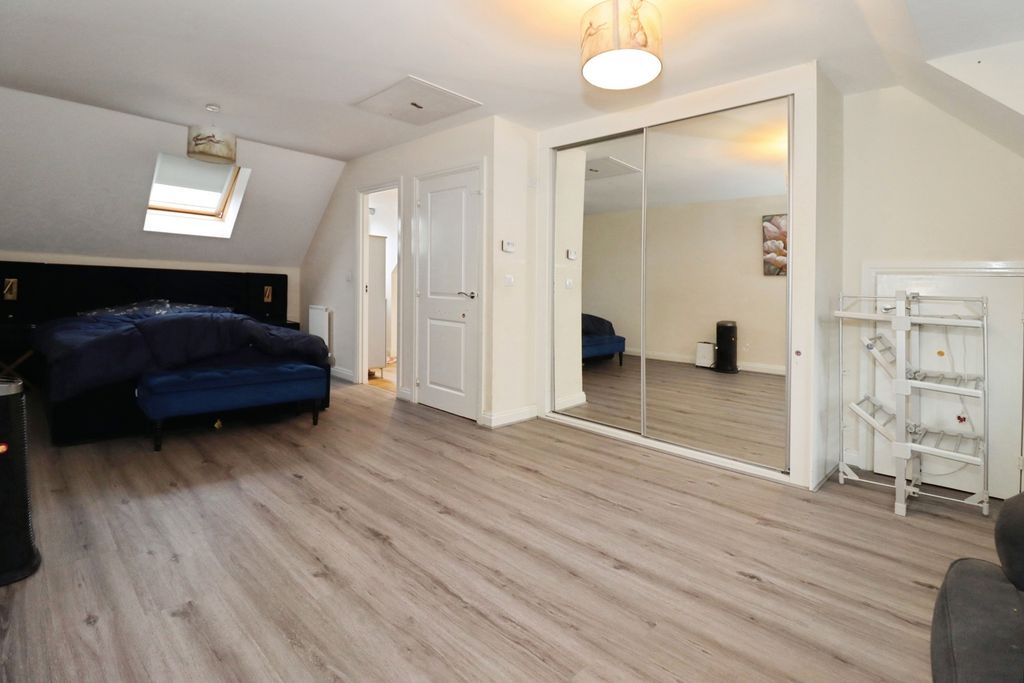 Property photo 1 of 16 Photo