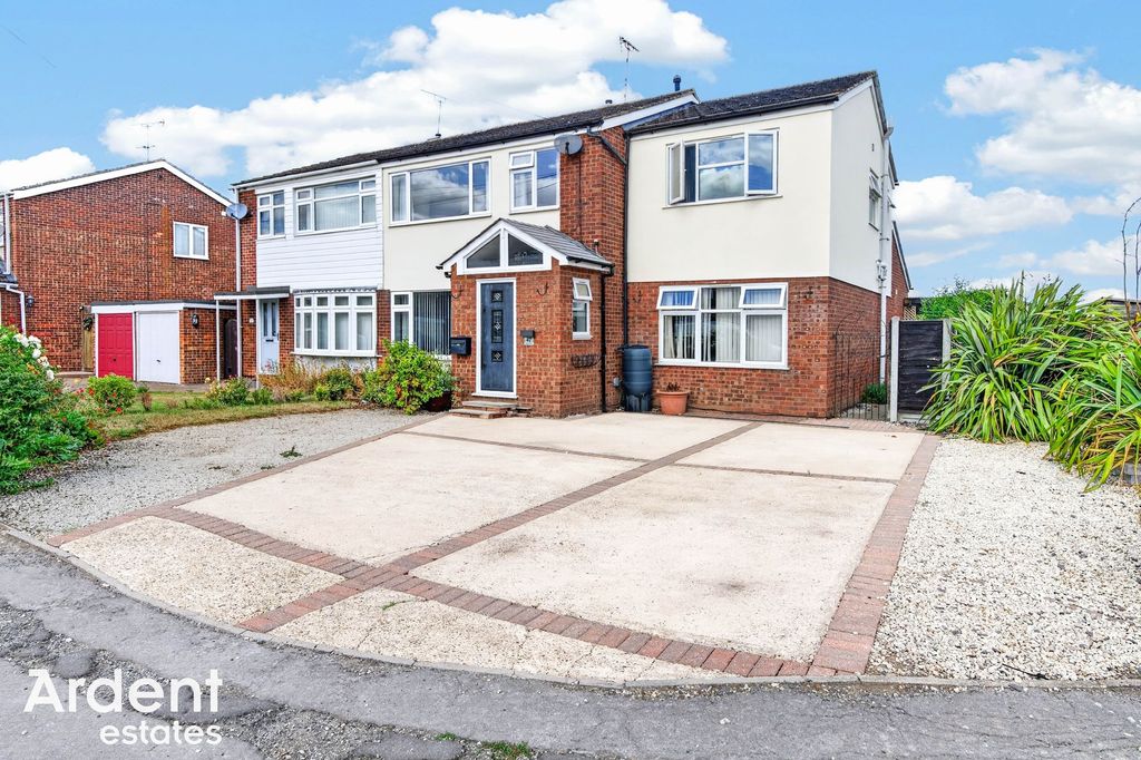 Property photo 1 of 37