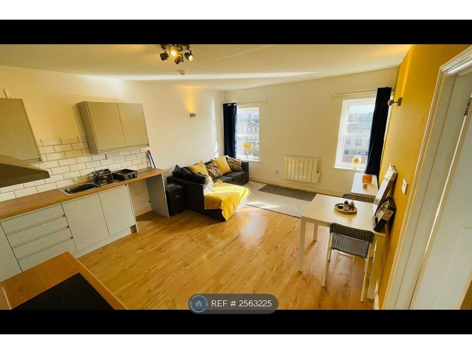 Property photo 2 of 16 Flat 9 Lounge/Kitchen/Diner