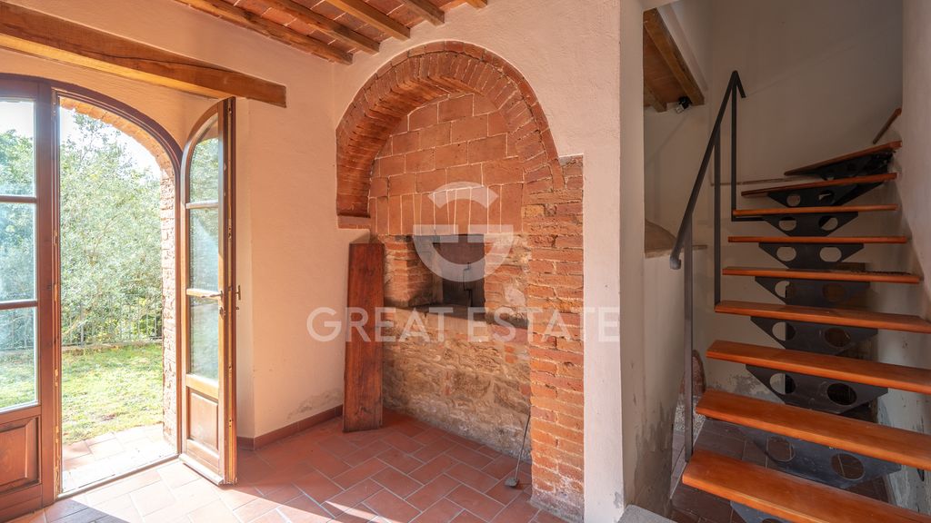 Property photo 2 of 51 Interiors