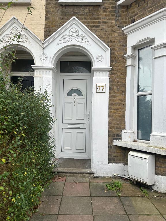 Property photo 2 of 19