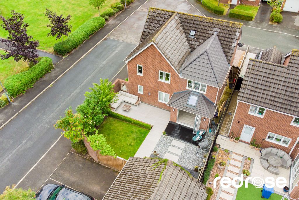 Property photo 3 of 42 Web_31 Spennymoor Cl-55