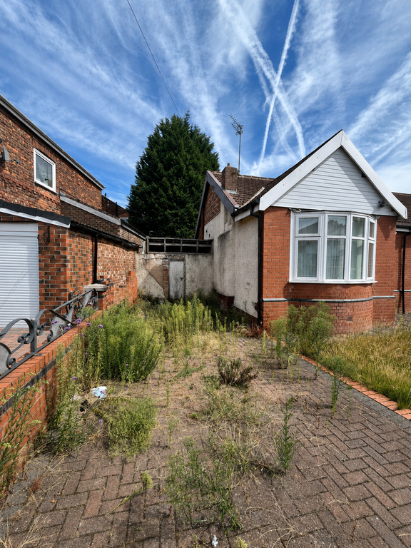 Property photo 2 of 21