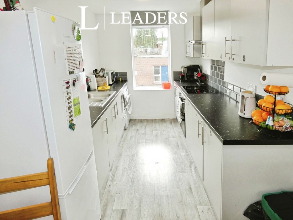 Property photo 2 of 5 Pbox-Img.Jpg