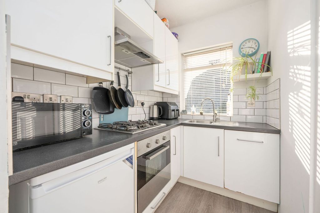 Additional image 9 of 2 bed end terrace house for saleCameron Street, Dunfermline KY12