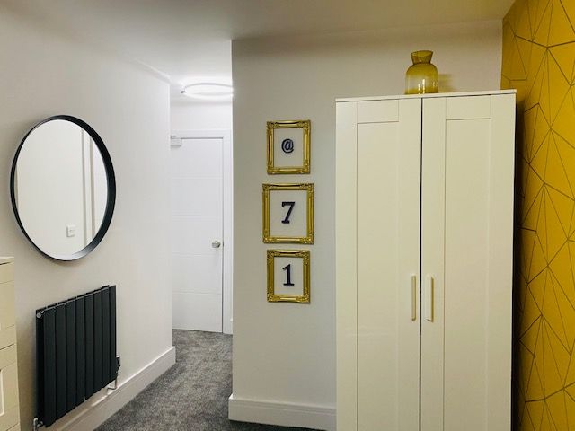 Property photo 1 of 25 Room 3 - Double Ensuite