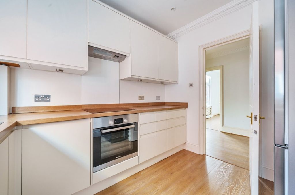 Property photo 3 of 15 1071365 (11)