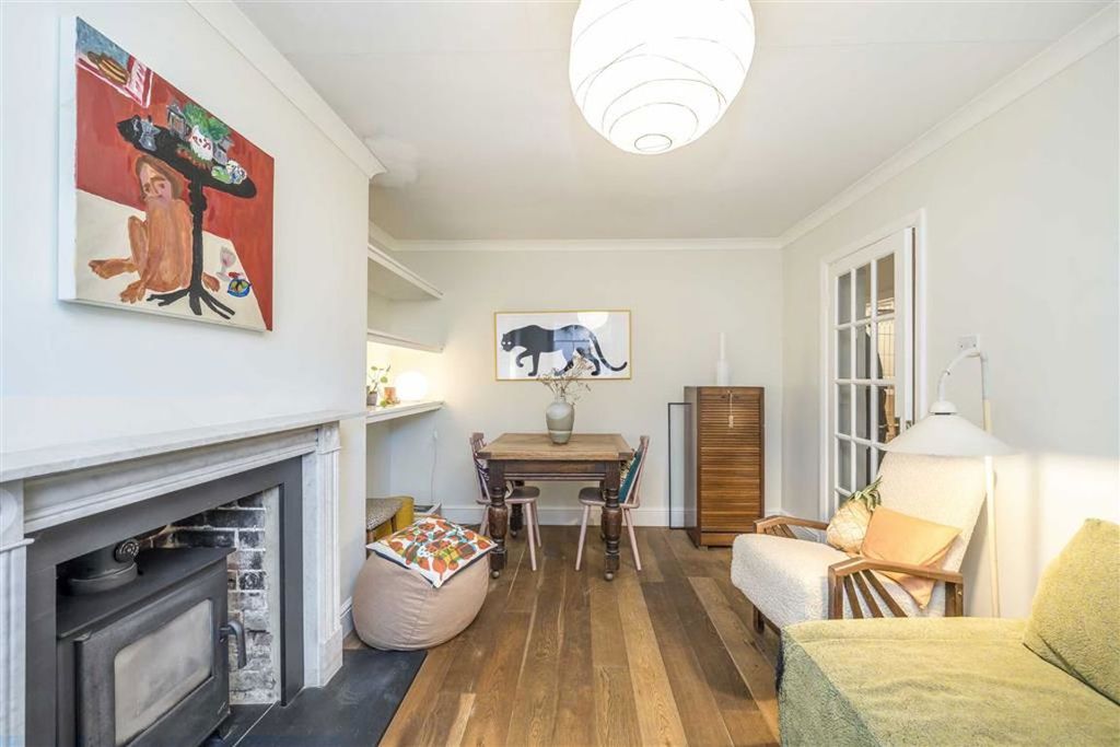 Property photo 2 of 7