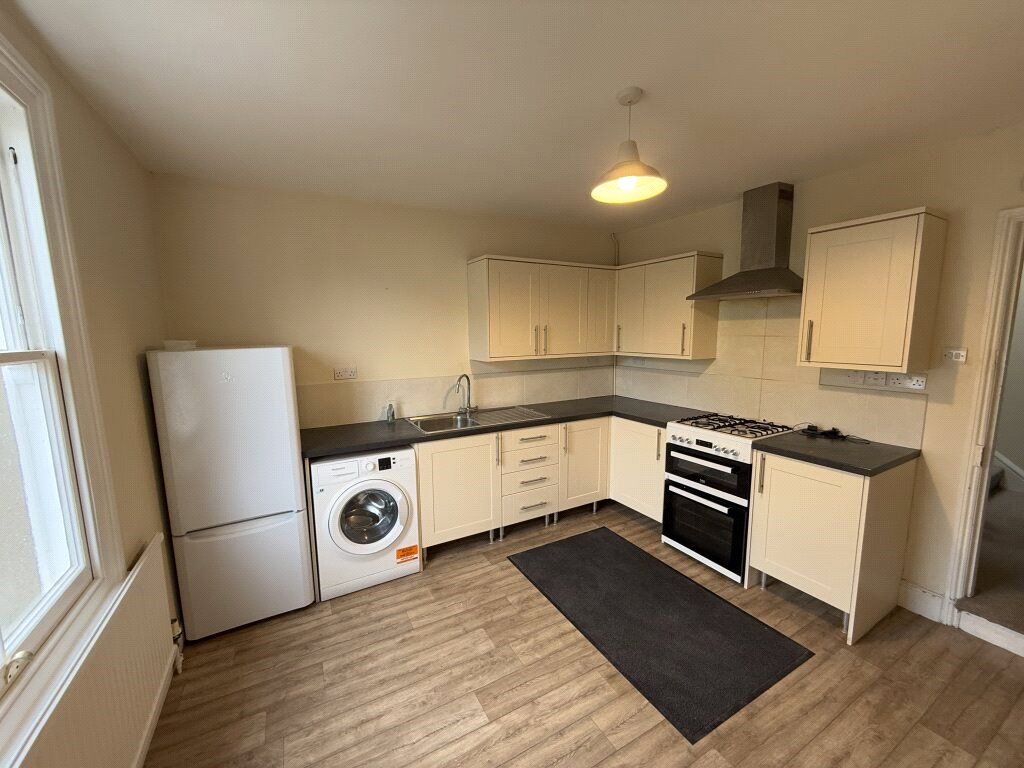 Property photo 2 of 7 Picture No. 15