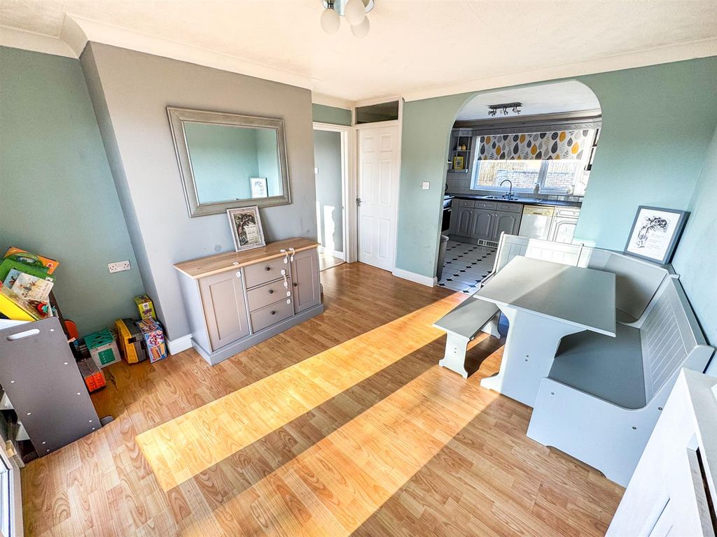 Property photo 3 of 37 Img_0340.Jpg