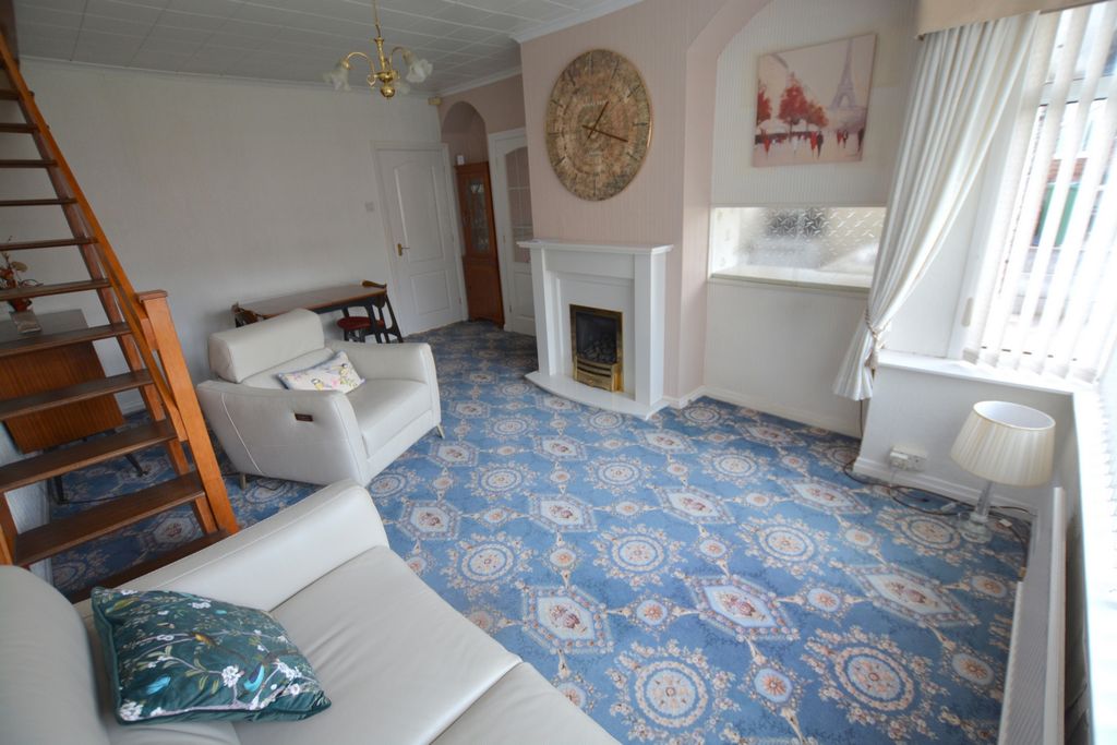 Property photo 2 of 10 Photo 10