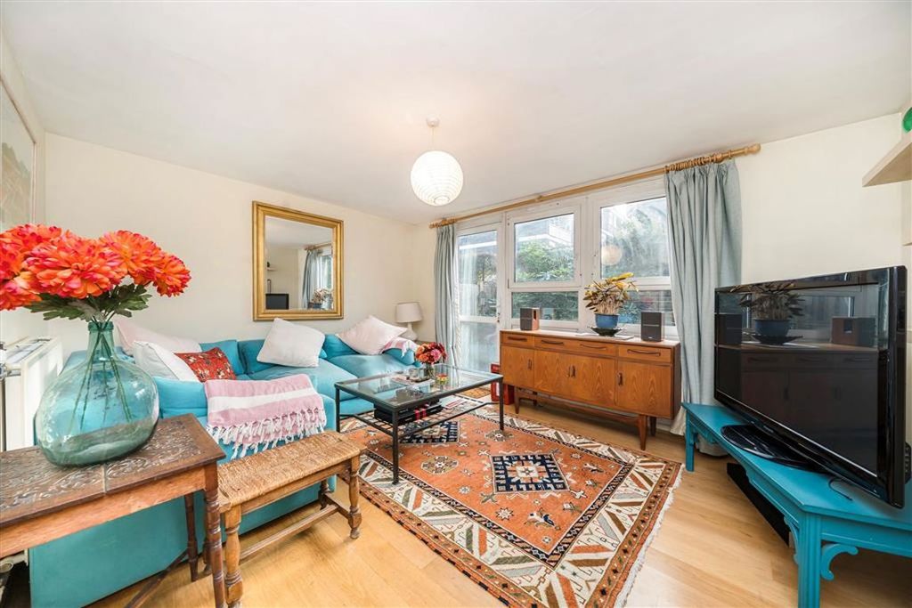 Property photo 2 of 8