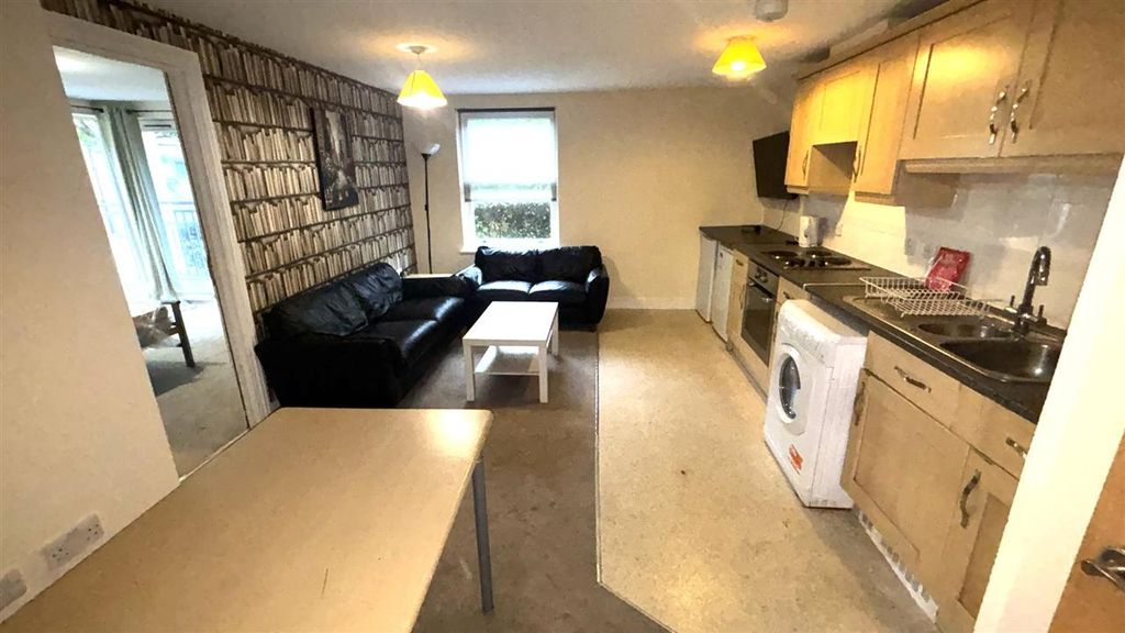 Property photo 1 of 9 Main Picture