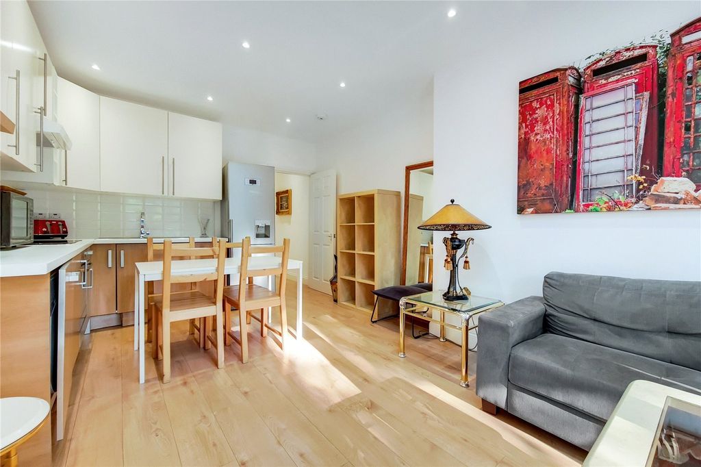 Property photo 2 of 12