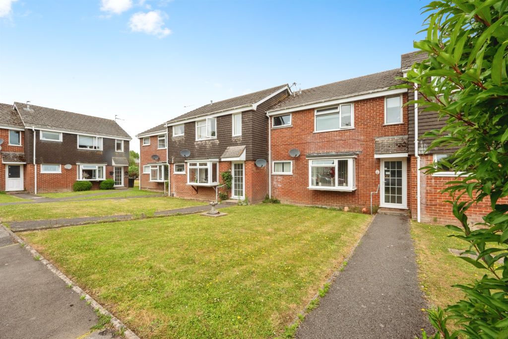 Property photo 1 of 12