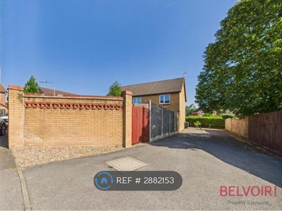 Property photo 2 of 11