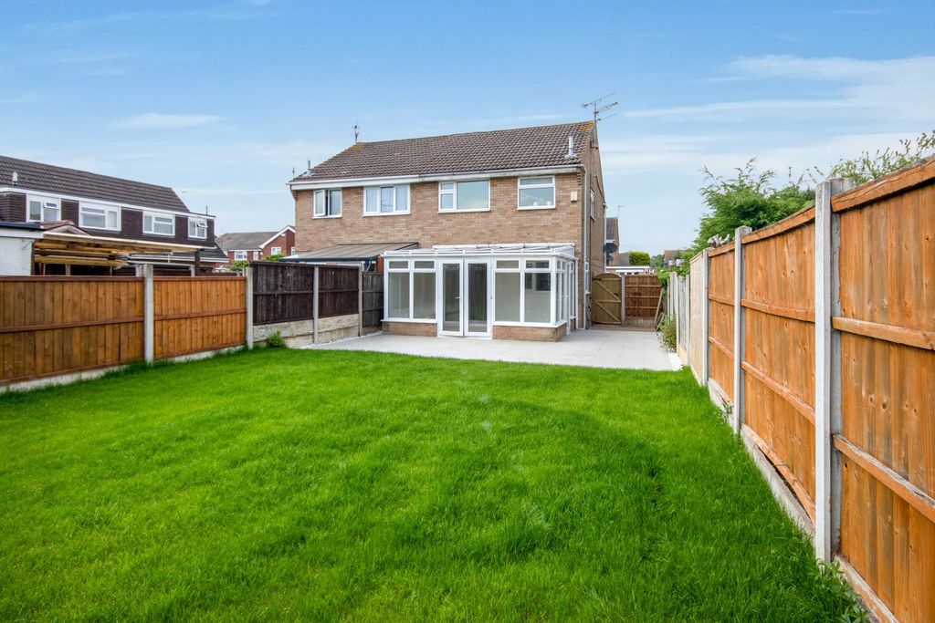 Property photo 2 of 19 Rear-2-1