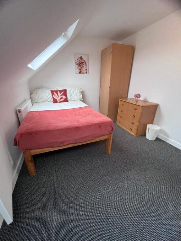 Property photo 1 of 9 99611611.Jpg