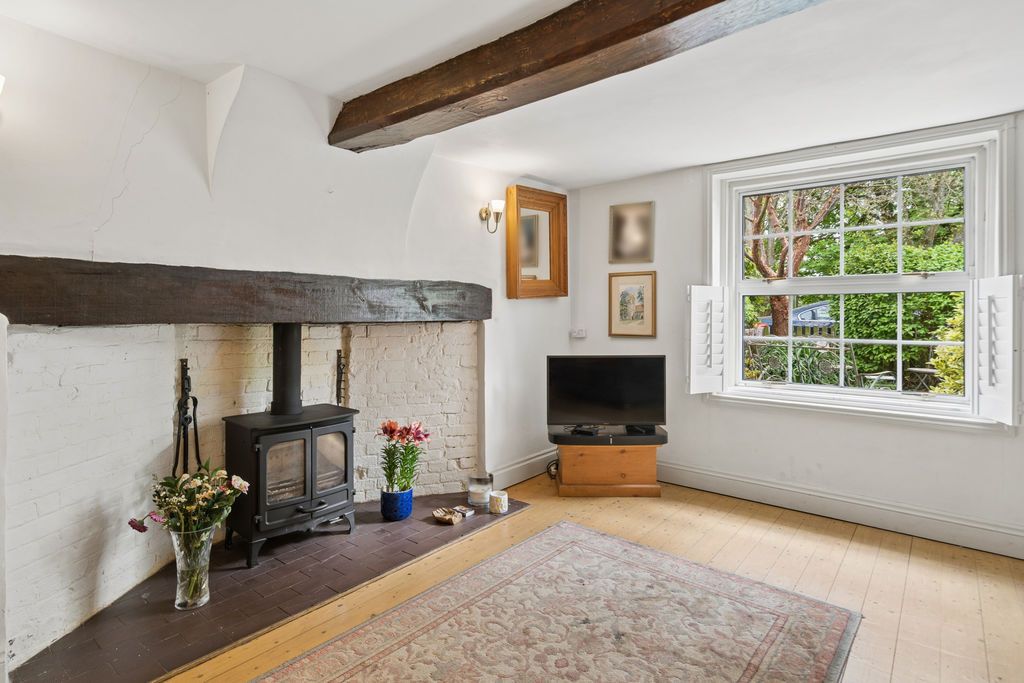 Property photo 2 of 18 Photo 16