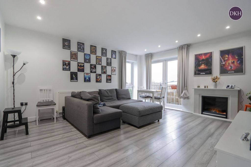 Property photo 1 of 12 Picture No. 15