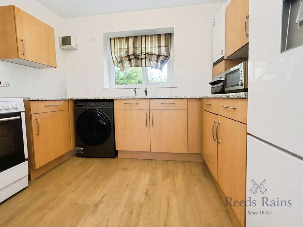Property photo 3 of 7 Pbox-Img.Png