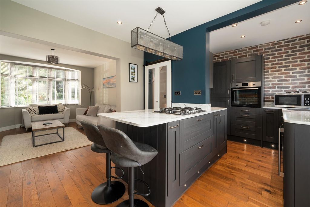 Property photo 2 of 23 Open Plan Living_-5.Jpg