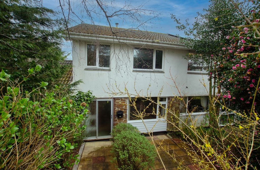 Property photo 2 of 23 To Book A Viewing Call Tps Lostwithiel On 01208 87