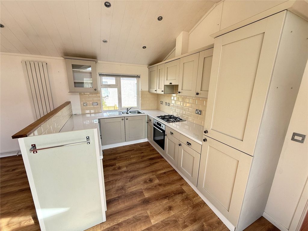 Property photo 3 of 16 Picture No. 39