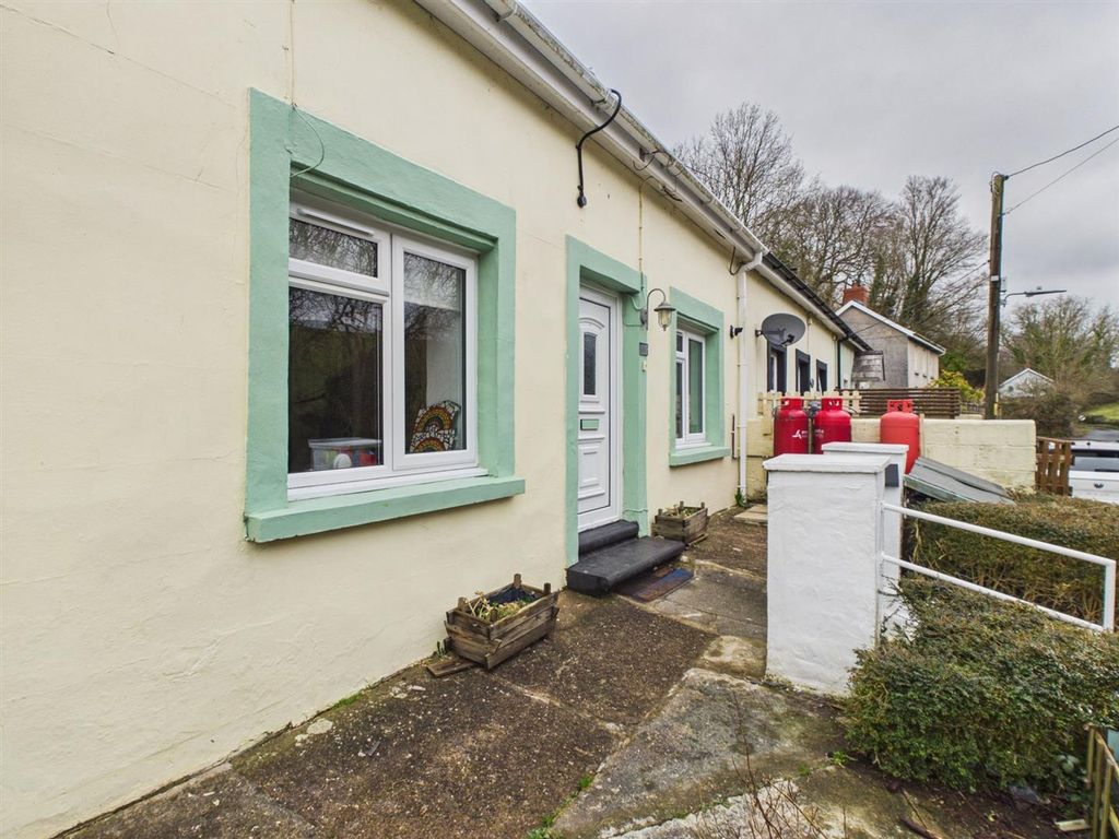 Property photo 2 of 23 Cam05474G0-Pr0053-Still036.Jpg