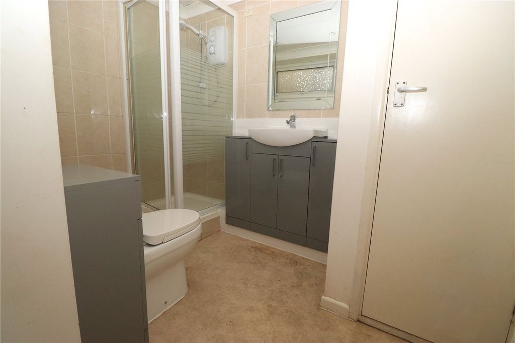 Property photo 3 of 11 Picture No. 02